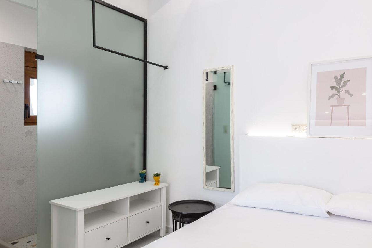 Glaros Apartment *