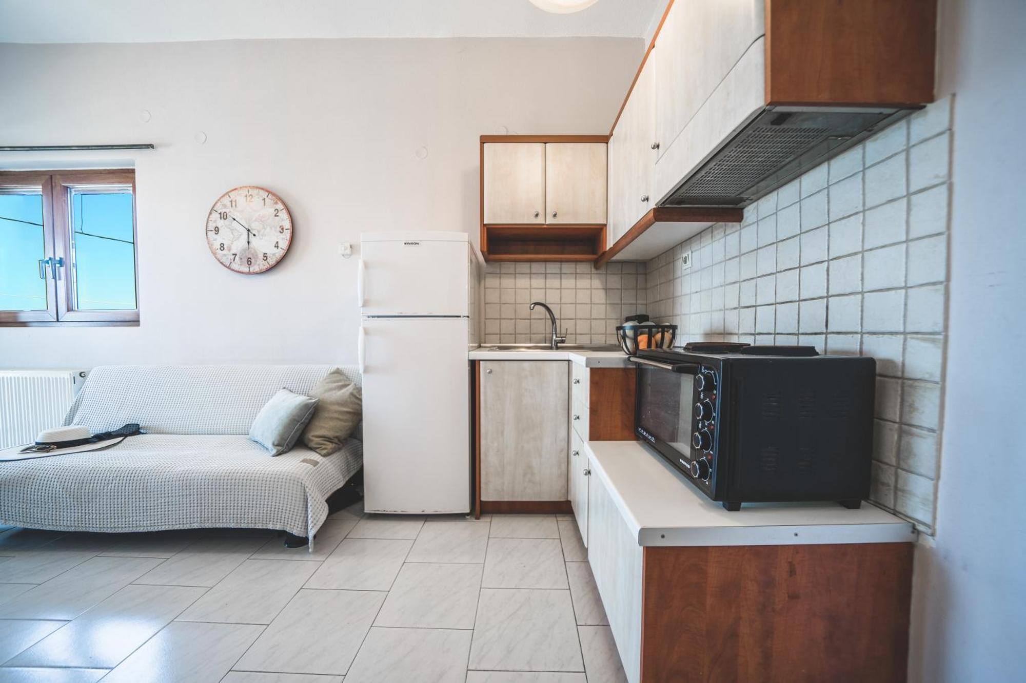 Glaros Apartment *